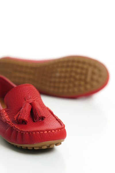 Mubiano 201-KR Hakiki Deri Püsküllü Oval Burunlu Kadın Kırmızı Babet & Loafer Ayakkabı - 1
