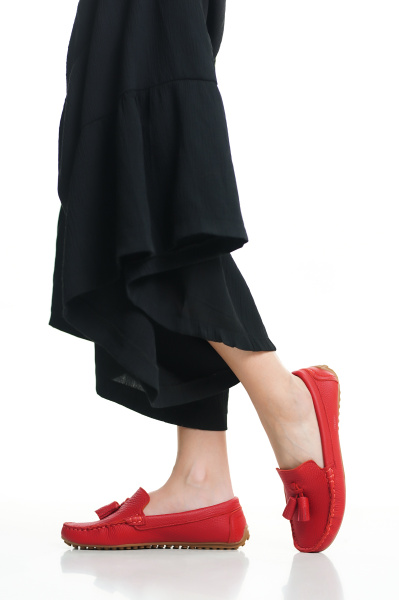 Mubiano 201-KR Hakiki Deri Püsküllü Oval Burunlu Kadın Kırmızı Babet & Loafer Ayakkabı - 2